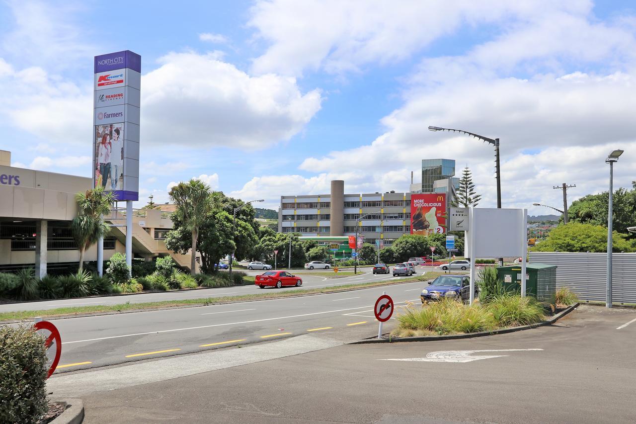 Amethyst Court Motor Lodge Porirua Extérieur photo